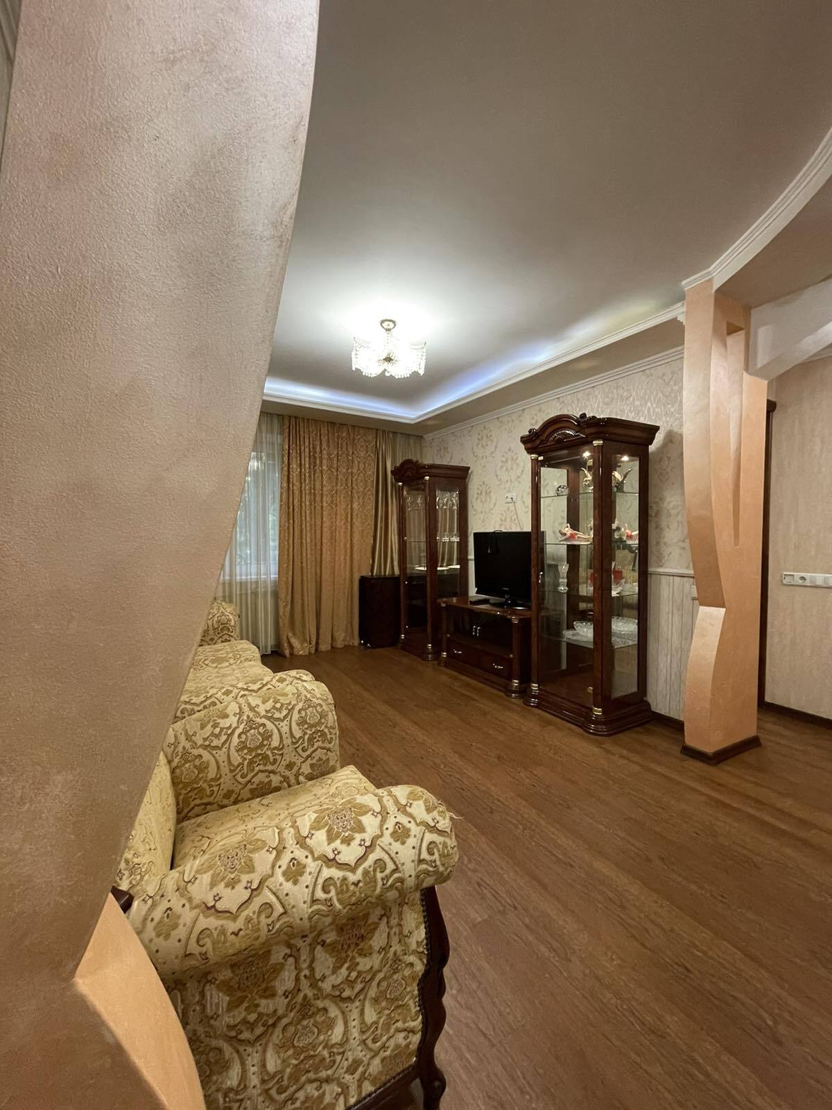 Аренда 3-комнатной квартиры 64 м², Героев просп., 9
