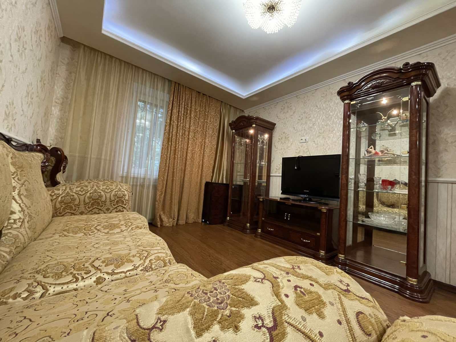 Аренда 3-комнатной квартиры 64 м², Героев просп., 9