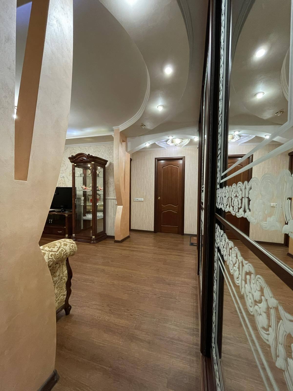 Аренда 3-комнатной квартиры 64 м², Героев просп., 9