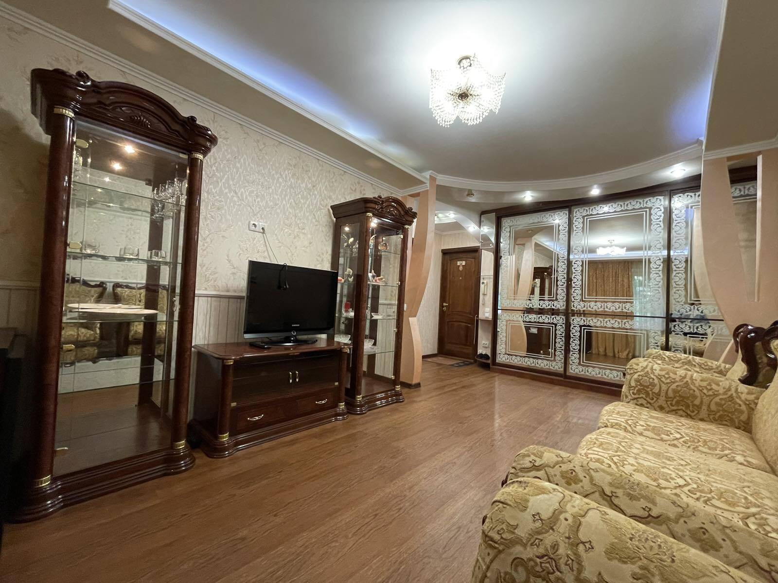 Аренда 3-комнатной квартиры 64 м², Героев просп., 9