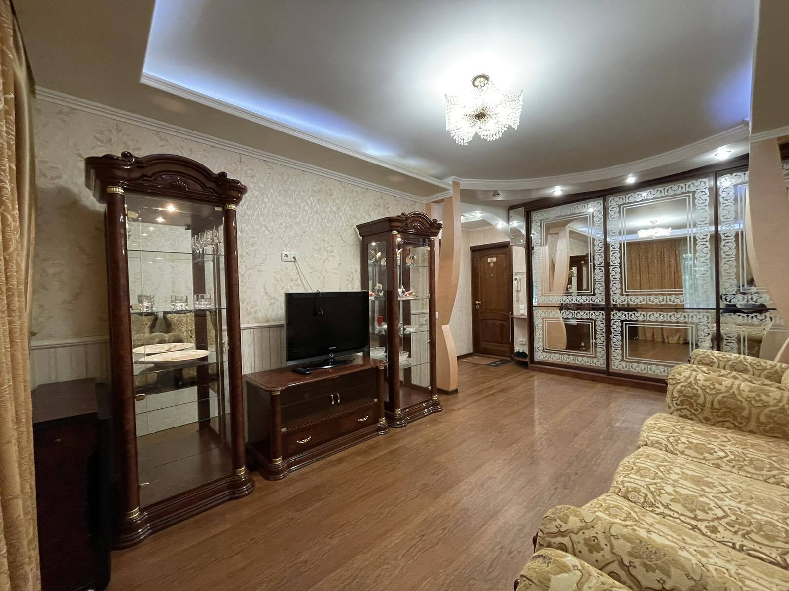 Аренда 3-комнатной квартиры 64 м², Героев просп., 9