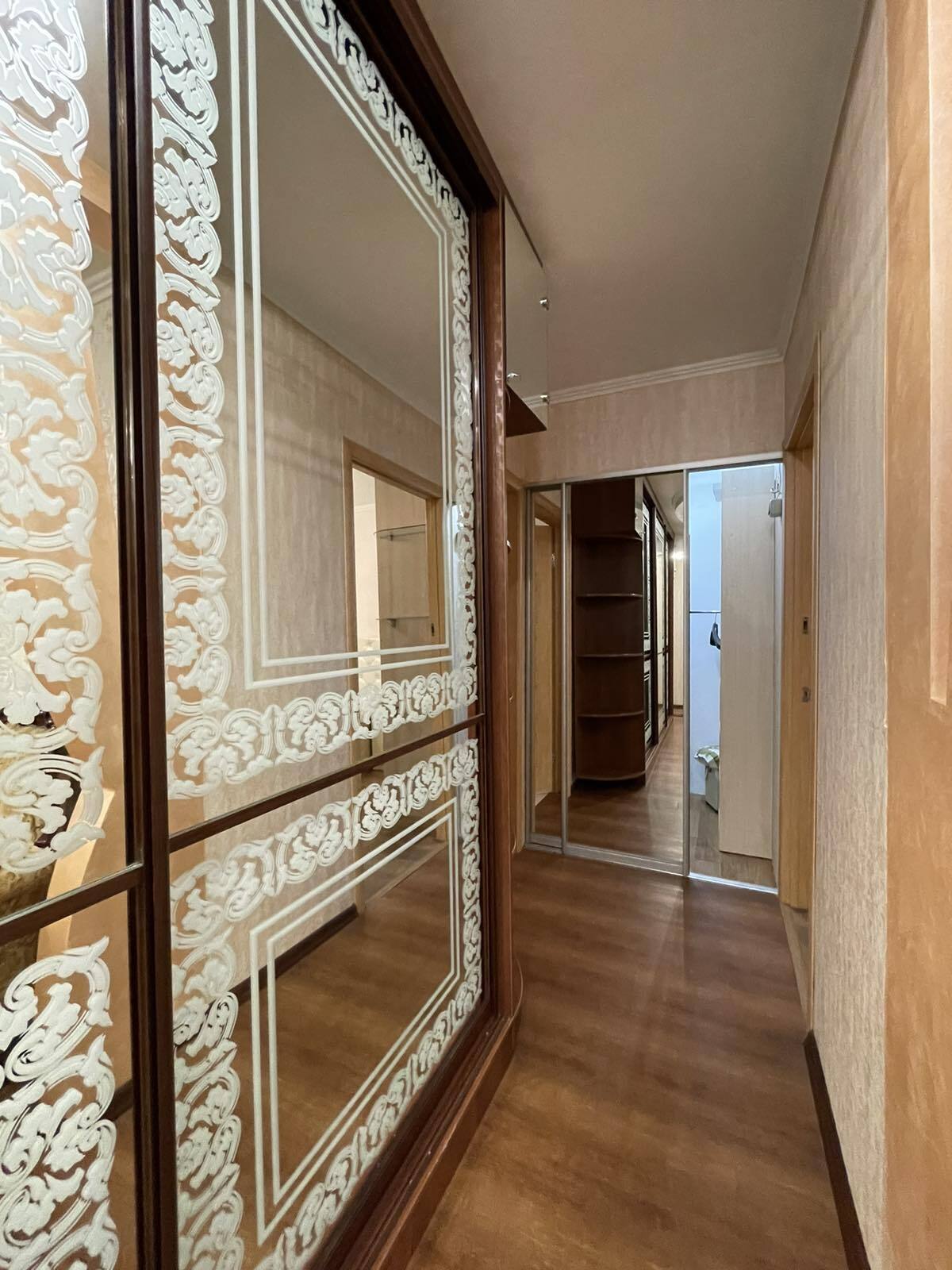 Аренда 3-комнатной квартиры 64 м², Героев просп., 9