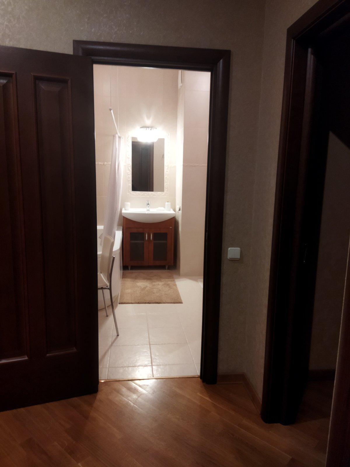 Аренда 2-комнатной квартиры 84 м², Евгения Коновальца ул., 32Б