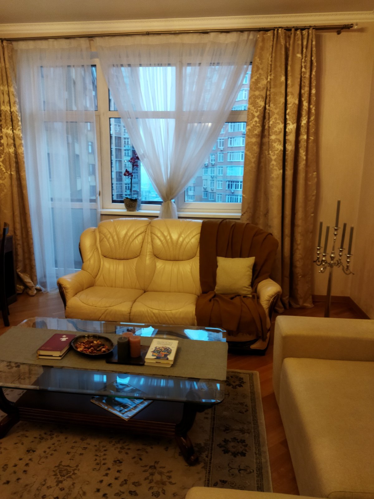 Аренда 2-комнатной квартиры 84 м², Евгения Коновальца ул., 32Б