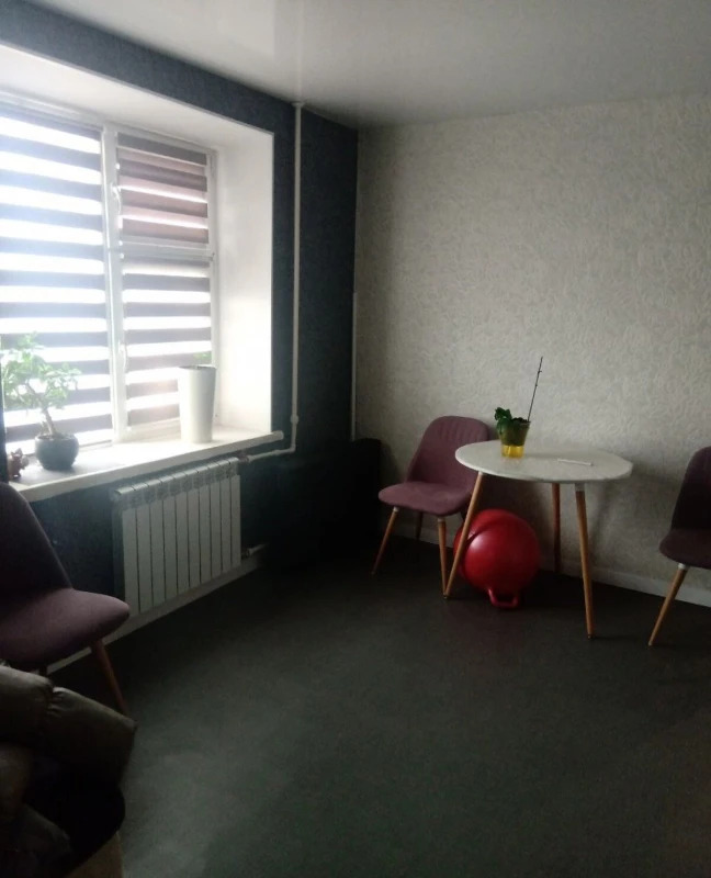Продажа 2-комнатной квартиры 60 м²