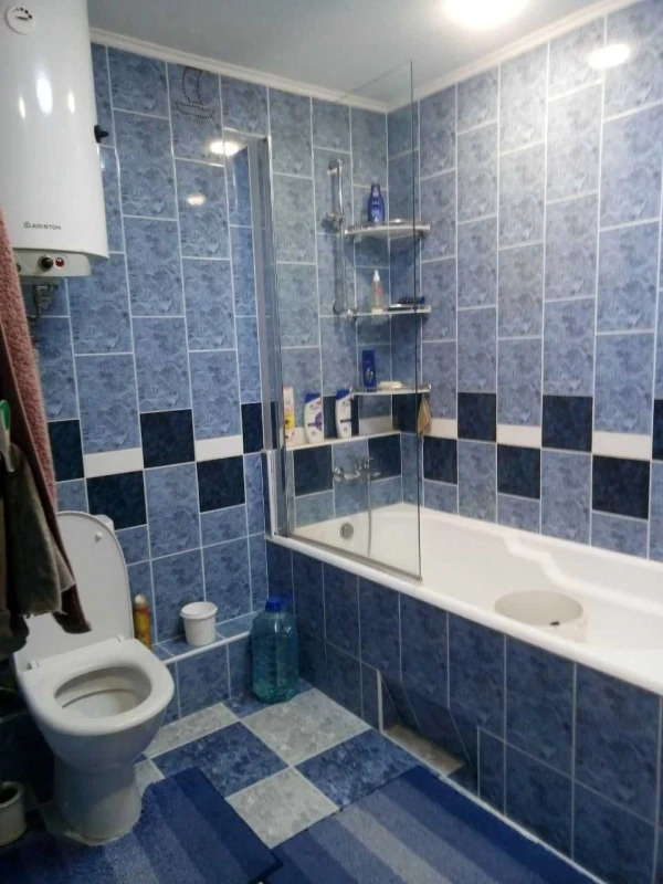 Продажа 3-комнатной квартиры 65 м²