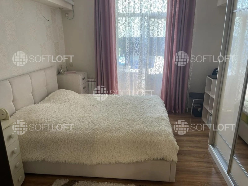Продажа 2-комнатной квартиры 55 м²