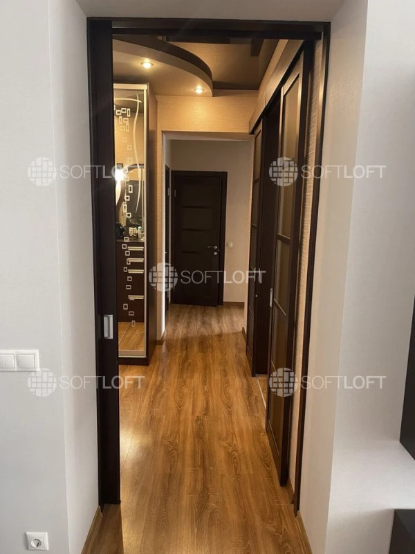 Продажа 2-комнатной квартиры 55 м²