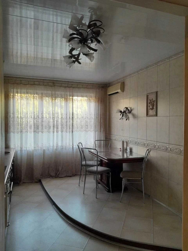 Оренда 2-кімнатної квартири 50 м²