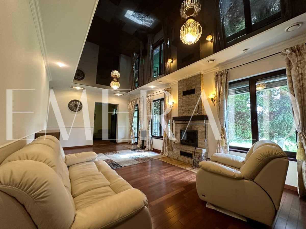 Продаж будинку 244.9 м², Пещаная, 55Е
