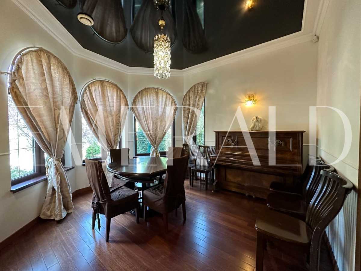 Продаж будинку 244.9 м², Пещаная, 55Е