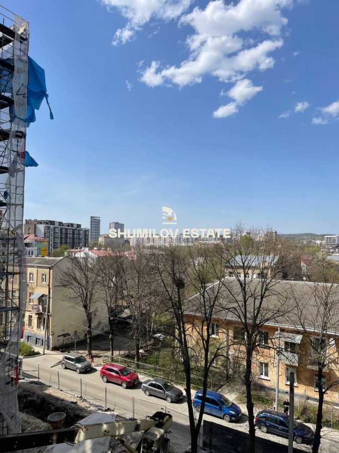 Продажа 2-комнатной квартиры 85 м², Замарстыновская ул., 76