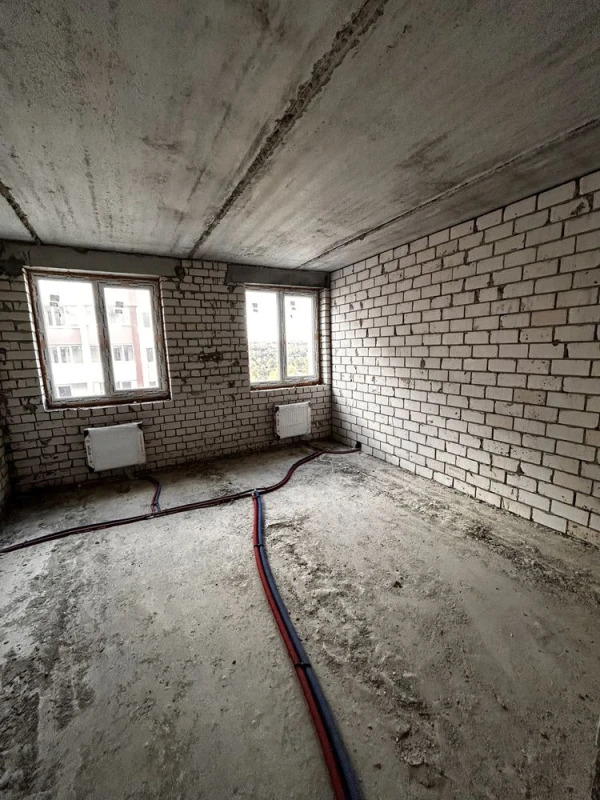 Продаж 2-кімнатної квартири 60 м²