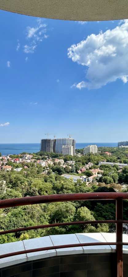 Аренда 3-комнатной квартиры 130 м², Французский бул., 22/2