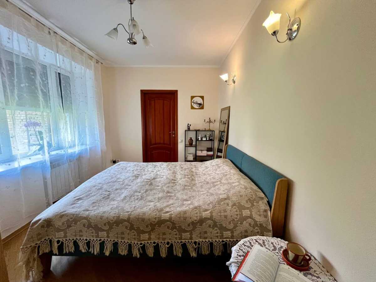 Продажа 3-комнатной квартиры 87.4 м², Златоустовская ул., 1