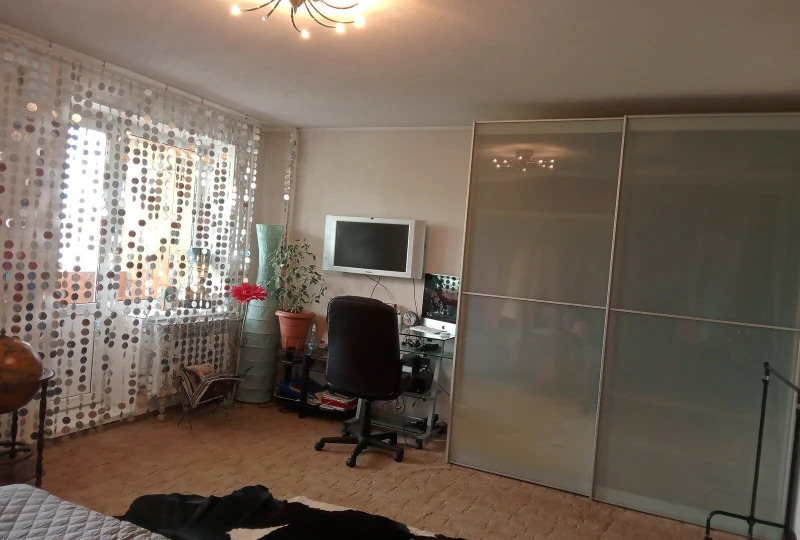 Продажа 2-комнатной квартиры 86 м²