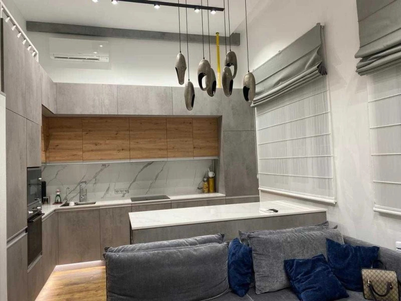 Продажа 2-комнатной квартиры 55 м²