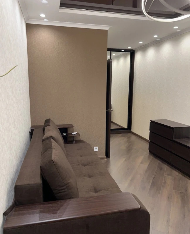 Продажа 1-комнатной квартиры 39 м²