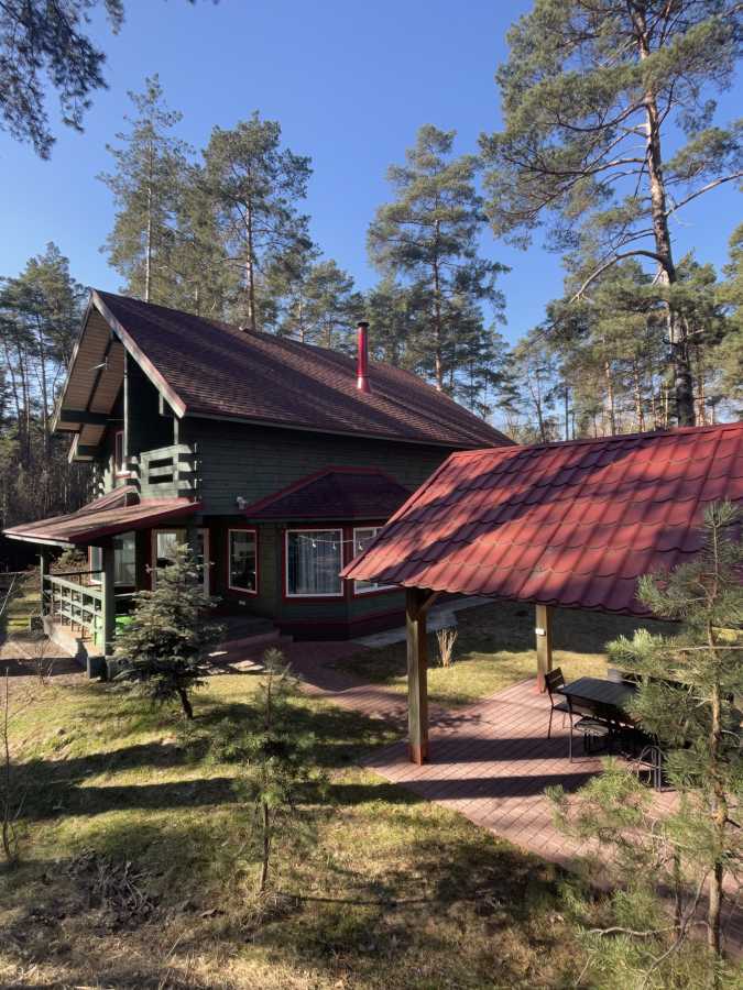 Дом посуточно 250 м², Деснянська, 17