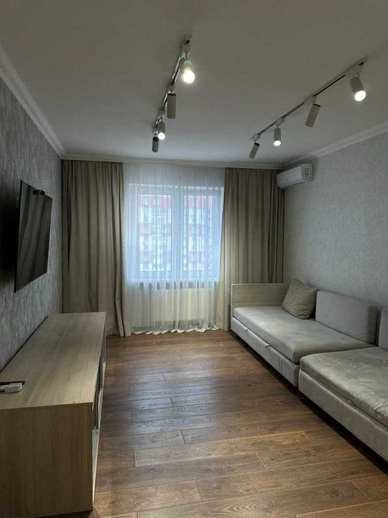 Аренда 3-комнатной квартиры 100 м², Ясиноватский пер., 11
