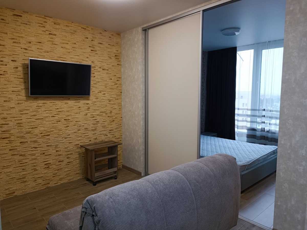 Аренда 1-комнатной квартиры 45 м², ЖК Crystal Avenue, ДОМ 3 (УЛ. КРЫШТАЛЕВА, 1А)