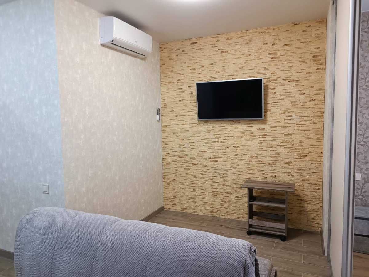 Аренда 1-комнатной квартиры 45 м², ЖК Crystal Avenue, ДОМ 3 (УЛ. КРЫШТАЛЕВА, 1А)