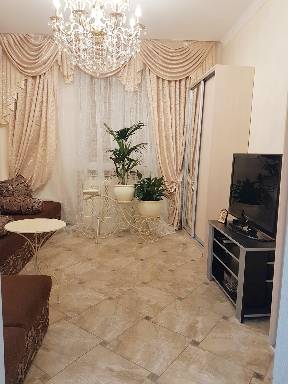 2-кімнатна квартира подобово 55 м², Николаевская дор., 168