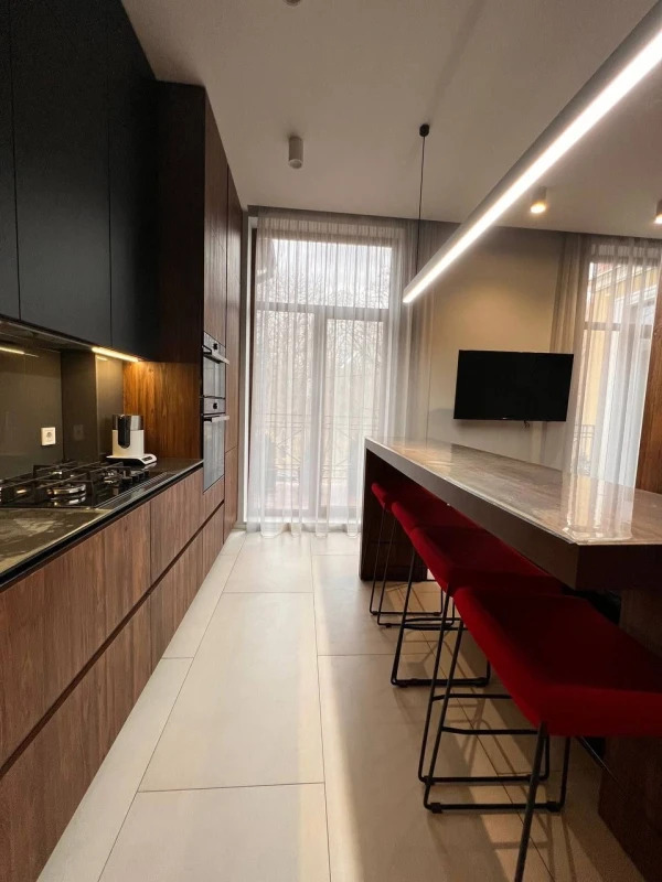 Аренда 1-комнатной квартиры 55 м²