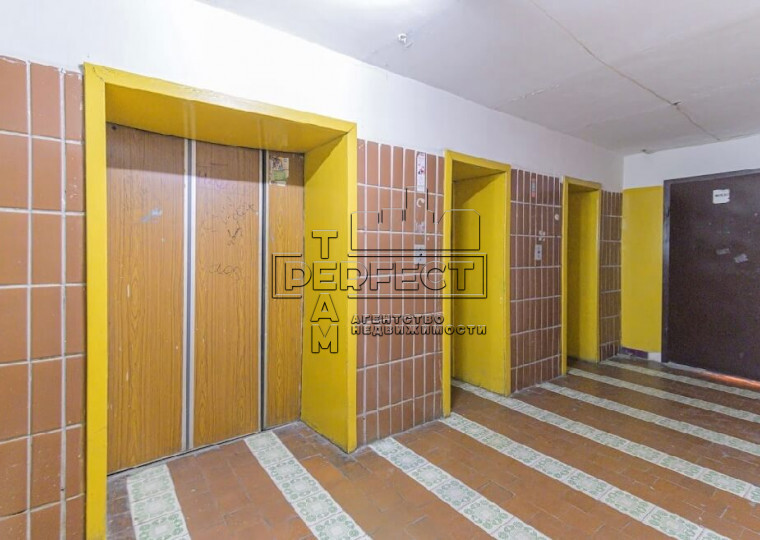 Продажа 1-комнатной квартиры 12 м², Азербайджанская ул., 8Б