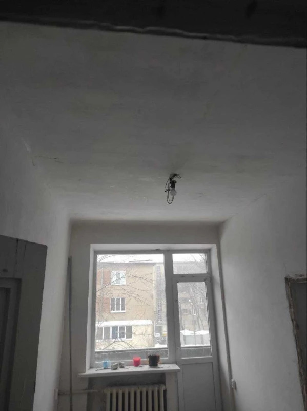 Продаж 3-кімнатної квартири 65 м²