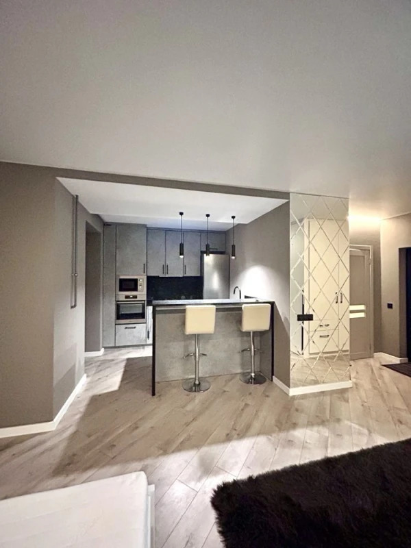 Аренда 1-комнатной квартиры 45 м²