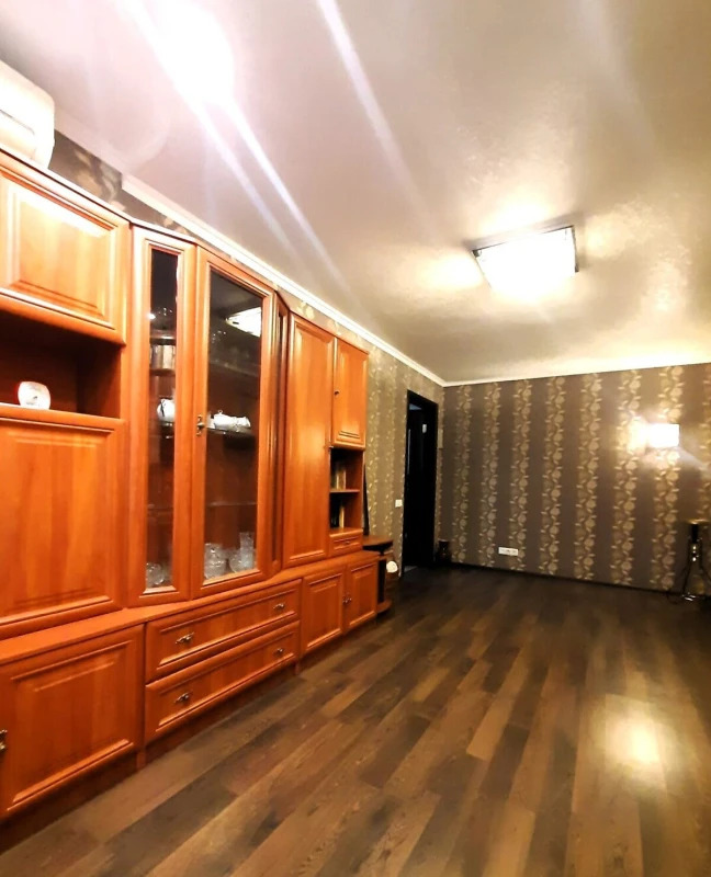 Продажа 2-комнатной квартиры 45 м²