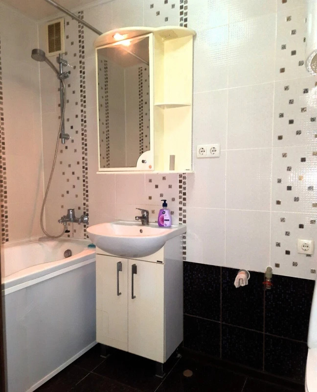 Продажа 2-комнатной квартиры 45 м²