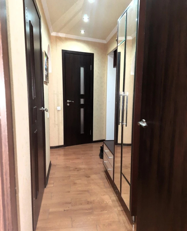 Продажа 2-комнатной квартиры 45 м²