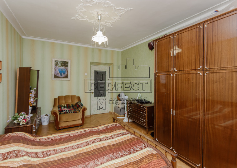 Продажа 3-комнатной квартиры 102 м², Олеся Гончара ул., 62
