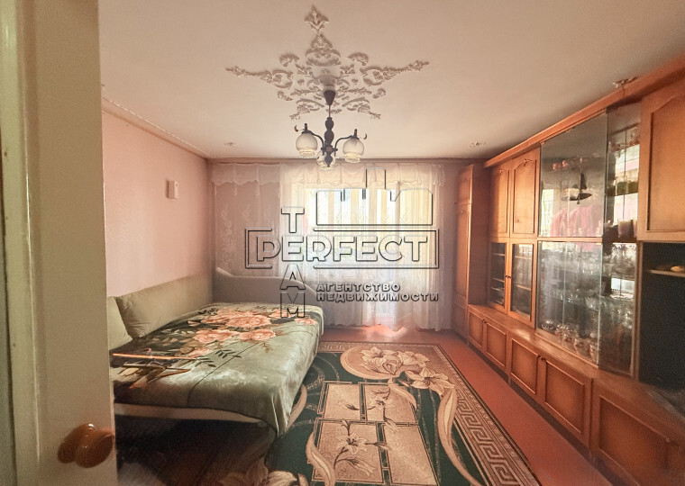Продажа 3-комнатной квартиры 68 м², Грушевского ул., 3