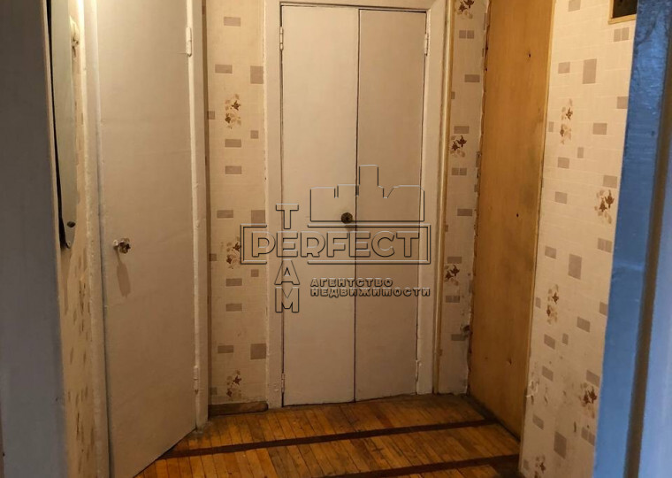 Продажа 2-комнатной квартиры 46 м², Кирилловская ул., 115/2