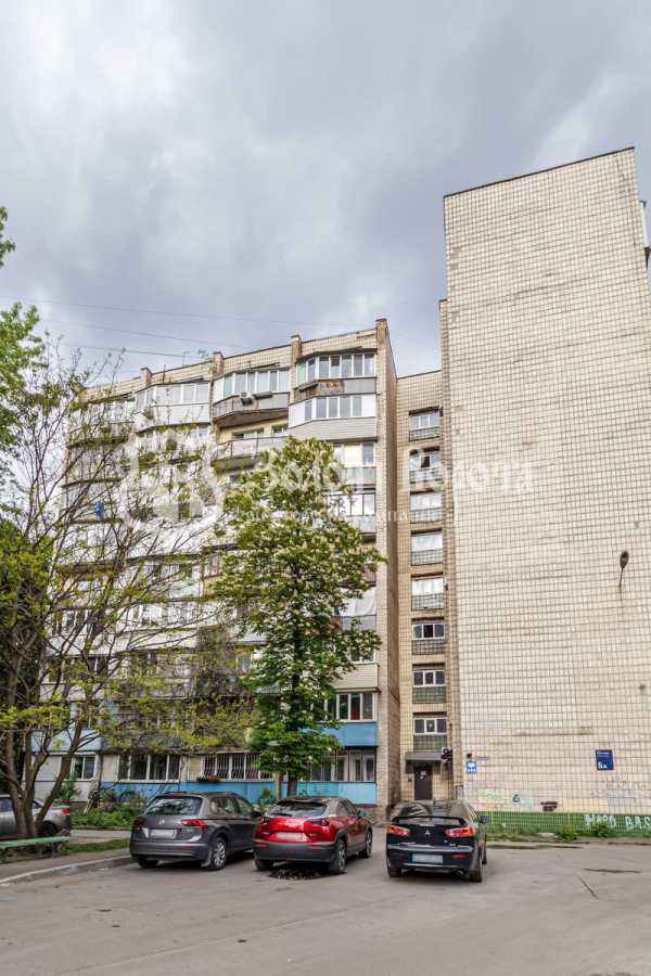 Продажа 1-комнатной квартиры 30 м², Елены Телиги ул., 5а