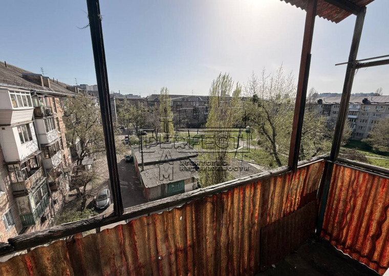 Продаж 1-кімнатної квартири 34 м², Леоніда Бикова бул., Каденюка (проспект) 5/2