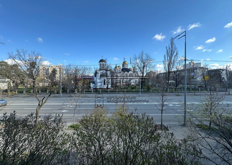 Продажа 2-комнатной квартиры 48 м², Мира просп., 17