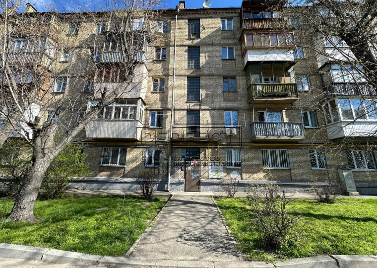 Продажа 2-комнатной квартиры 48 м², Мира просп., 17