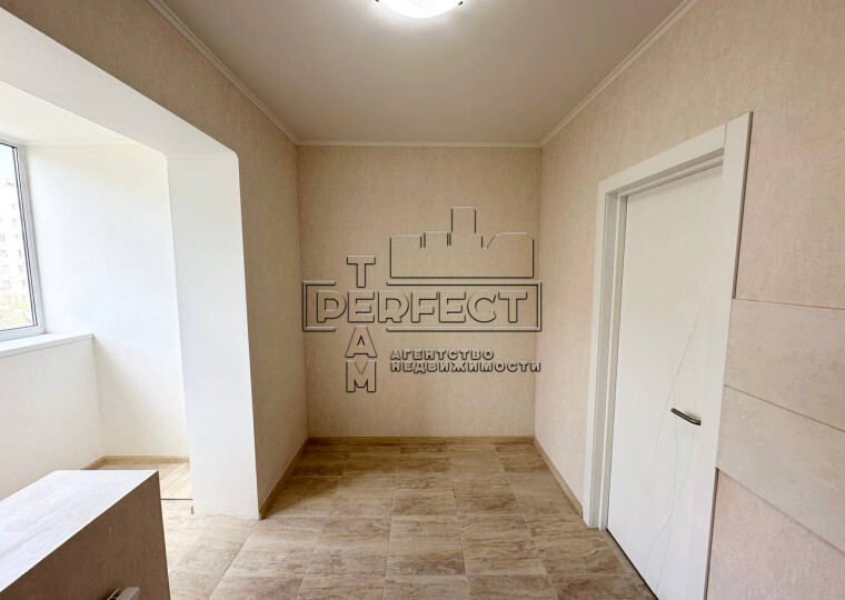 Продаж 1-кімнатної квартири 37 м², Оболонський просп., 25