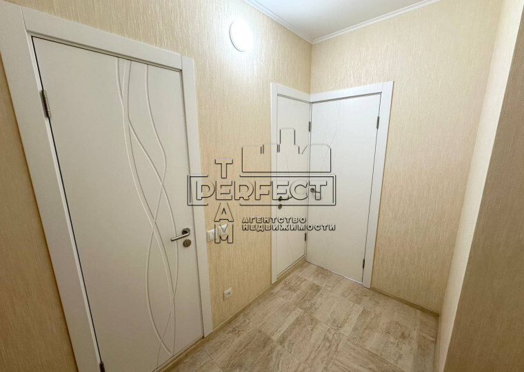 Продаж 1-кімнатної квартири 37 м², Оболонський просп., 25