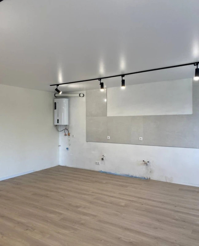 Продажа 2-комнатной квартиры 80 м²