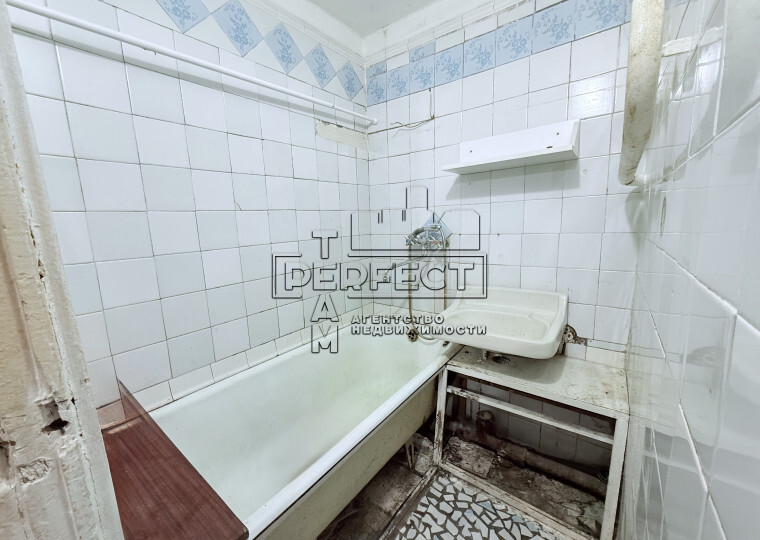 Продажа 2-комнатной квартиры 48 м², Ларисы Руденко ул., (Кольцова) (бульвар) 11а