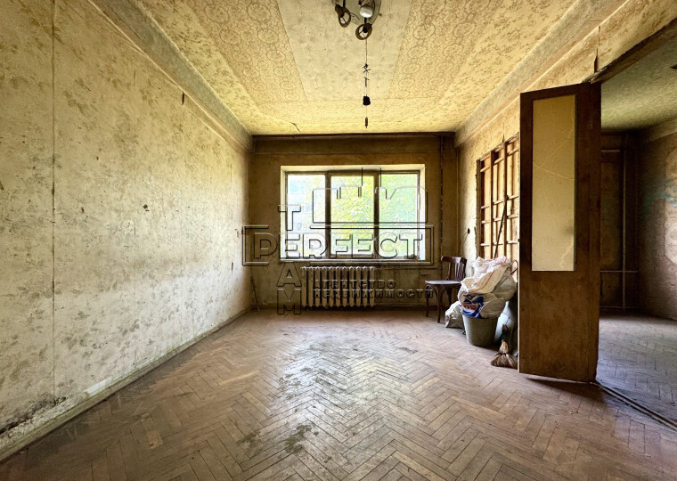 Продаж 2-кімнатної квартири 40 м², Тампере вул., 8Б