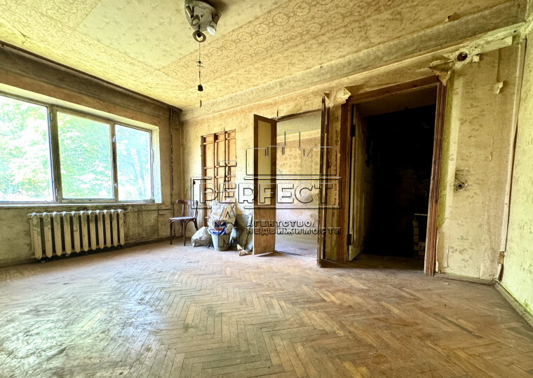 Продаж 2-кімнатної квартири 40 м², Тампере вул., 8Б