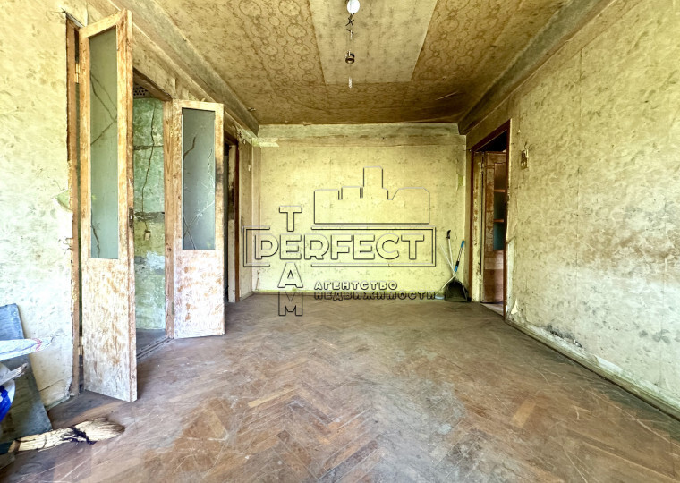 Продаж 2-кімнатної квартири 40 м², Тампере вул., 8Б