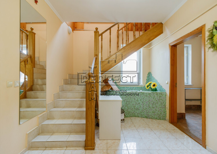 Продаж 5-кімнатної квартири 356 м², Богдана Хмельницького вул., 86