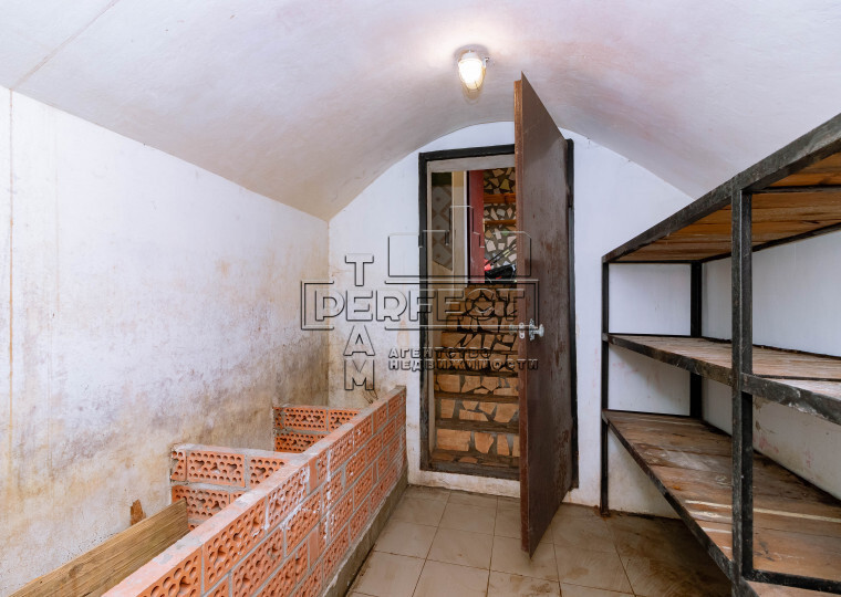 Продаж 5-кімнатної квартири 356 м², Богдана Хмельницького вул., 86